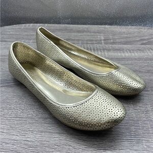 NEW! Kenneth Cole Reaction Metallic Leather Slip Gloss Flat Shoes. 9M.